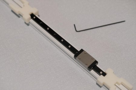micron-12-z-rail-4-use-second-jig-and-tighten-screws.jpg